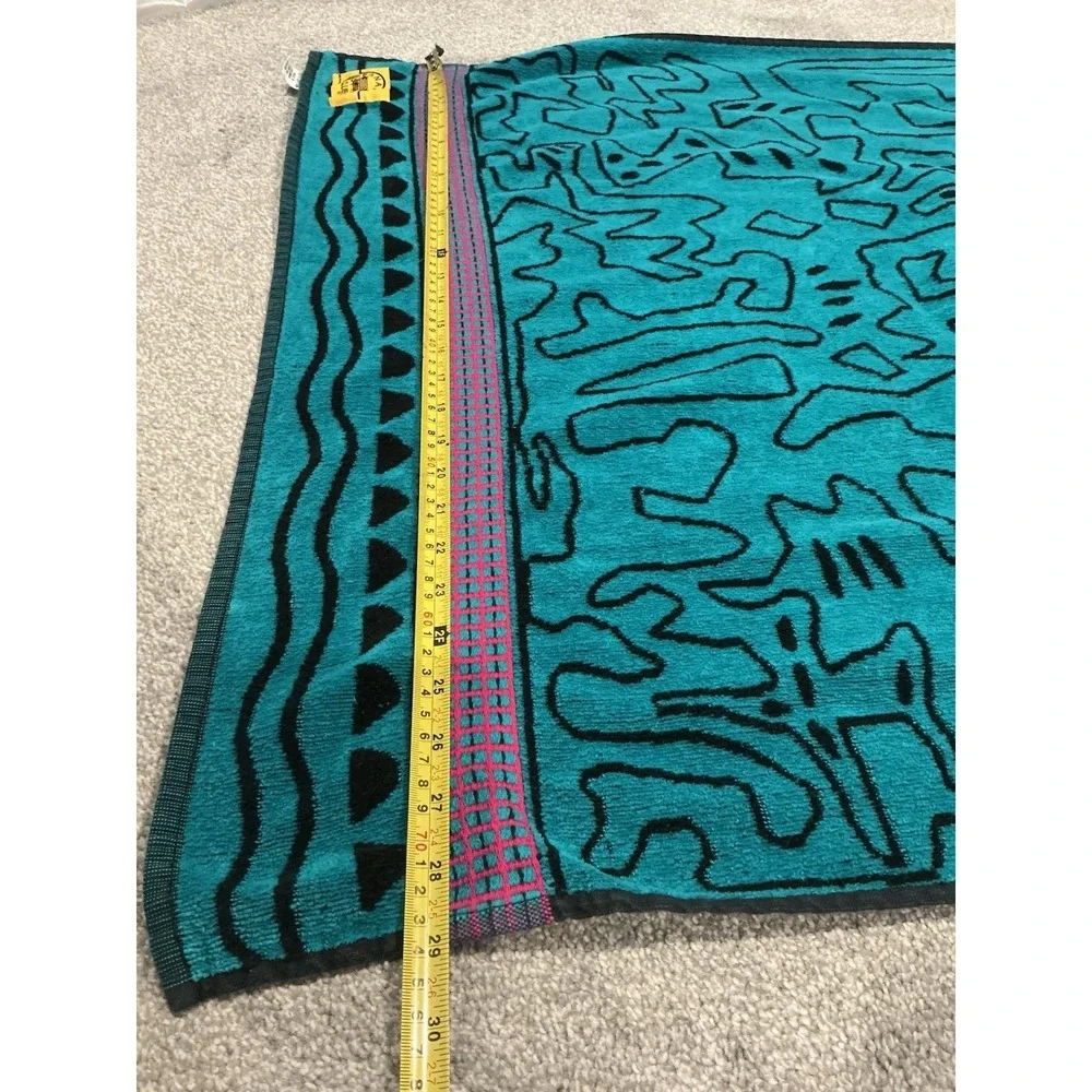 VTG Banana Club Keith Haring beach towel Double Sided iconic maze-like figure